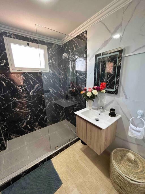 Appartement Haut Standing 3 Chambres Avec Terasse Quartier Gueliz Hivernage A Marrakech I19 마라케시 외부 사진